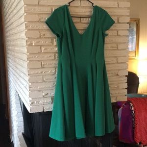 Emerald green swing v-neck dress